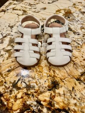 UGG Toddlers White Fisherman Sandals